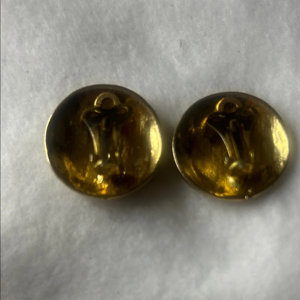 Vintage Elegant Red and Cream Clipon Earrings #2162 - Picture 3 of 3